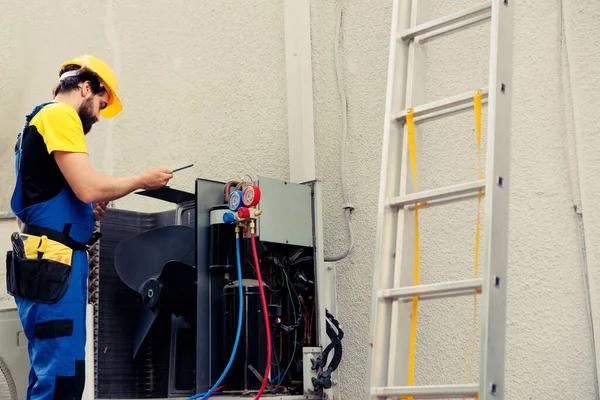Experienced HVAC Contractor for Commercial Projects